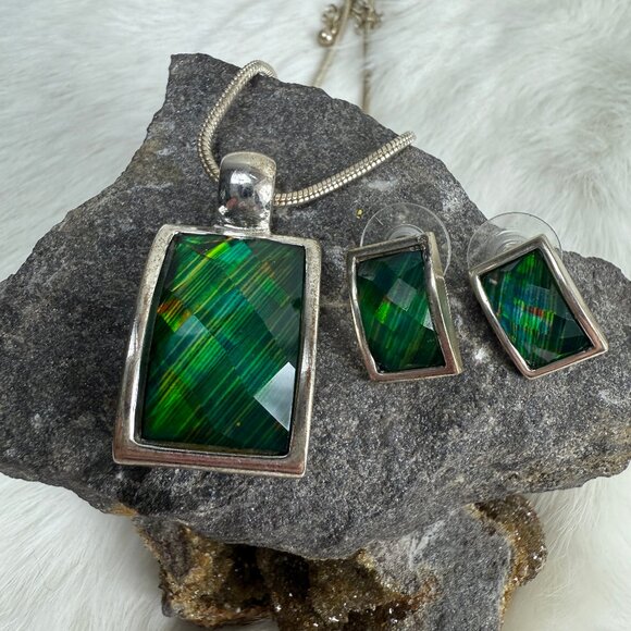 KC Designs Lenny Krol Silver-Tone Green MOP Necklace & Earring Set - Picture 1 of 16